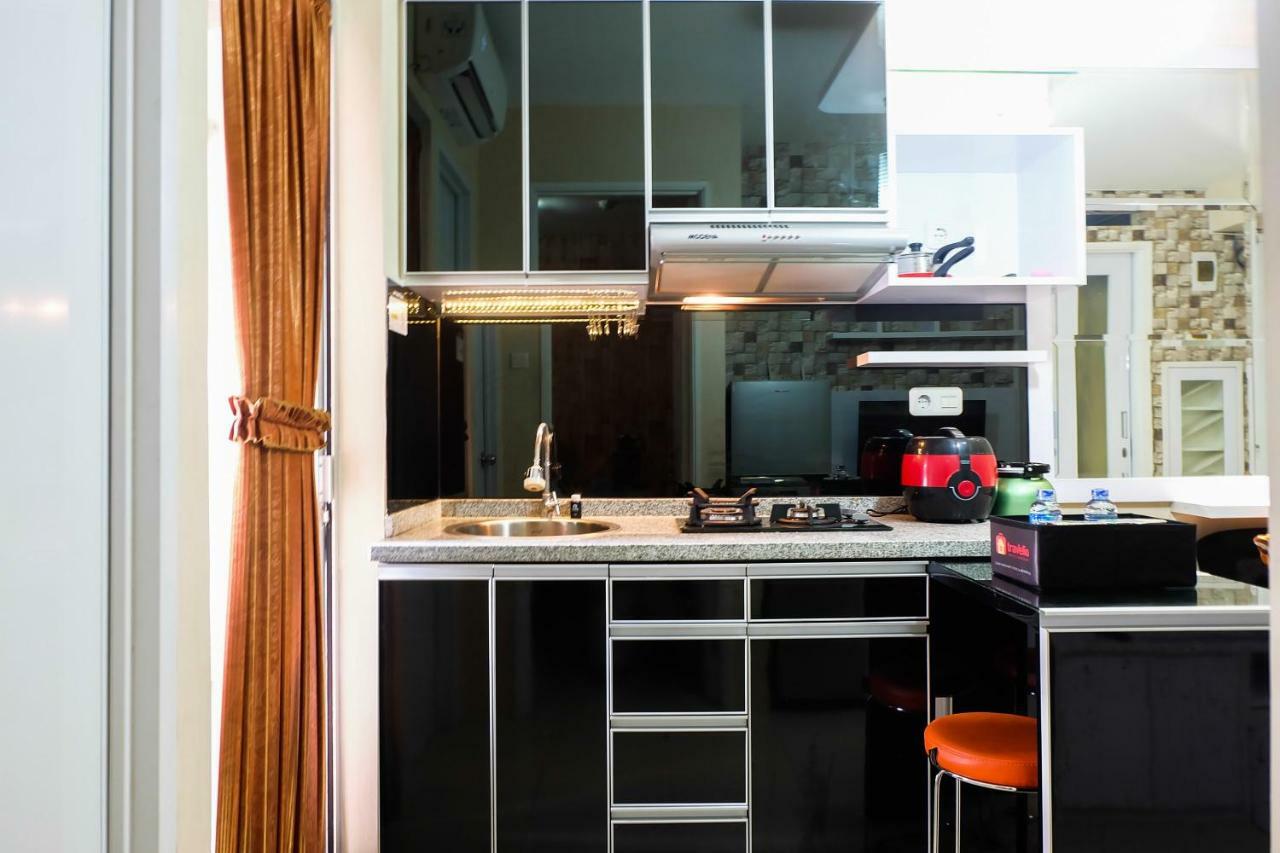 Apartment Modern 2br With View At Bassura By Travelio Jakarta